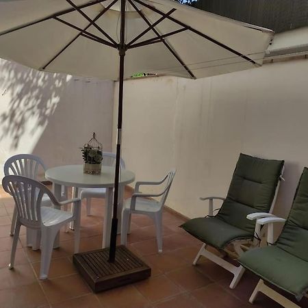 Apartamento Cozy Flat With Terrace Palamós Exterior foto